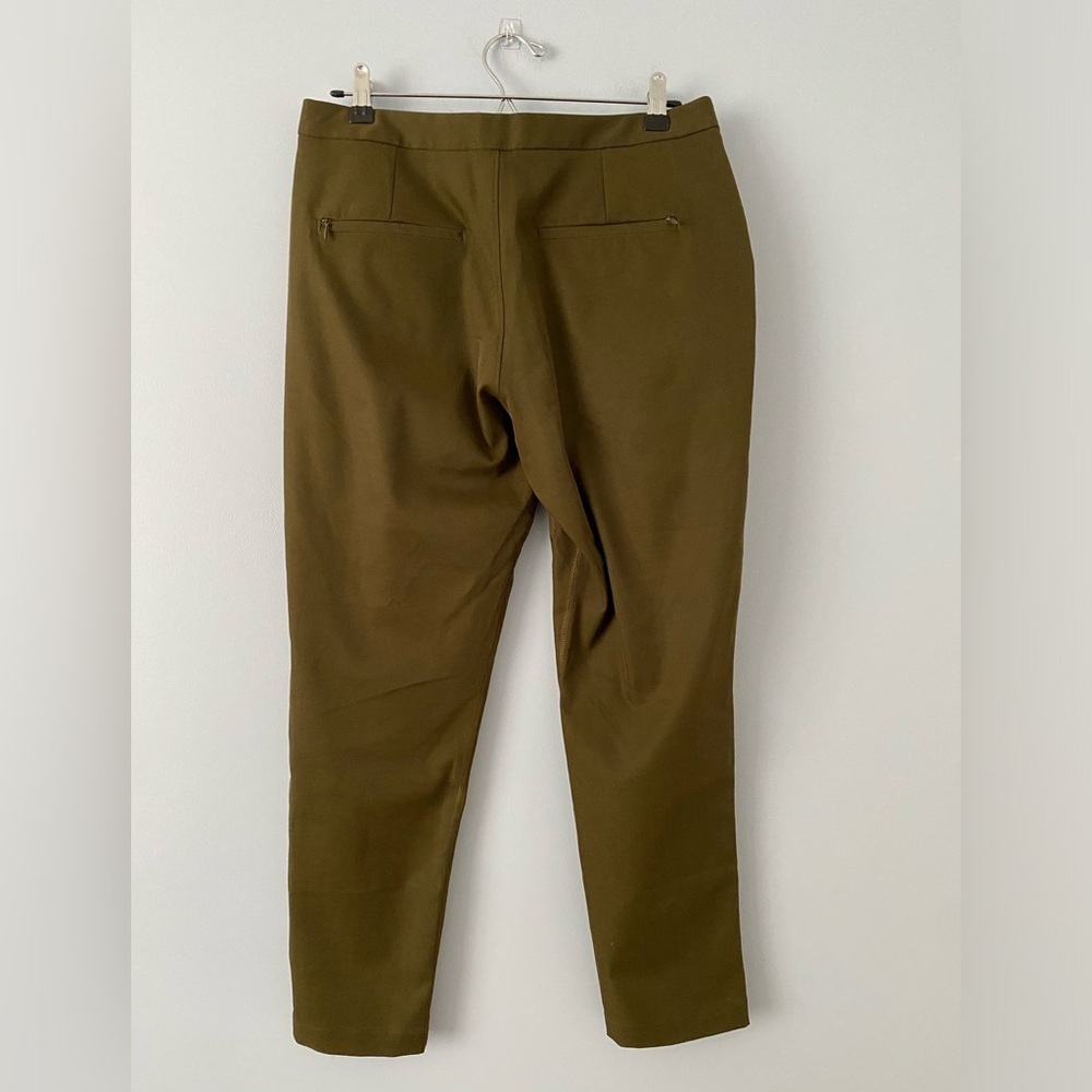 Lululemon City Trek Trouser *28" Inseam Size 8 Military Green Urbanite Twill - Picture 7 of 12